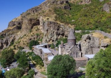 Gehard-kloster-komplex-Armenien